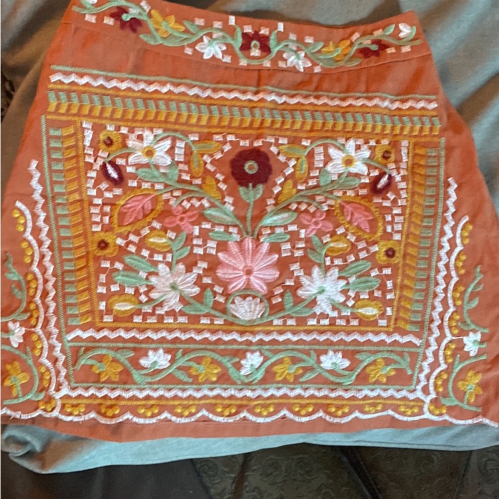 Embroidered mini skirt size small